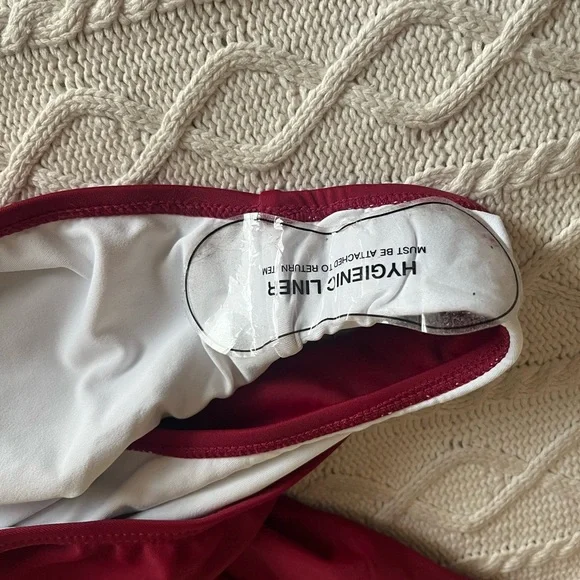 NEW! Cupshe Burgundy With Cream Embroidery detail Swimsuit Women’s M - Picture 16 of 16